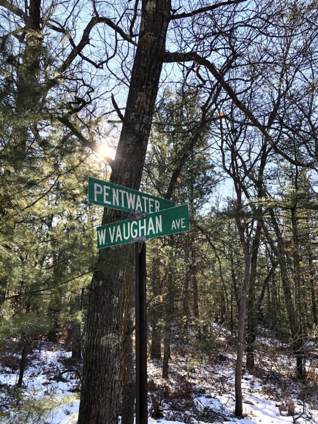 Street signs for location