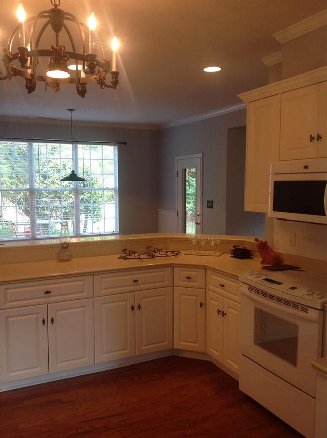 911 Windmill Pkwy, Evans, GA 30809 - photo 2