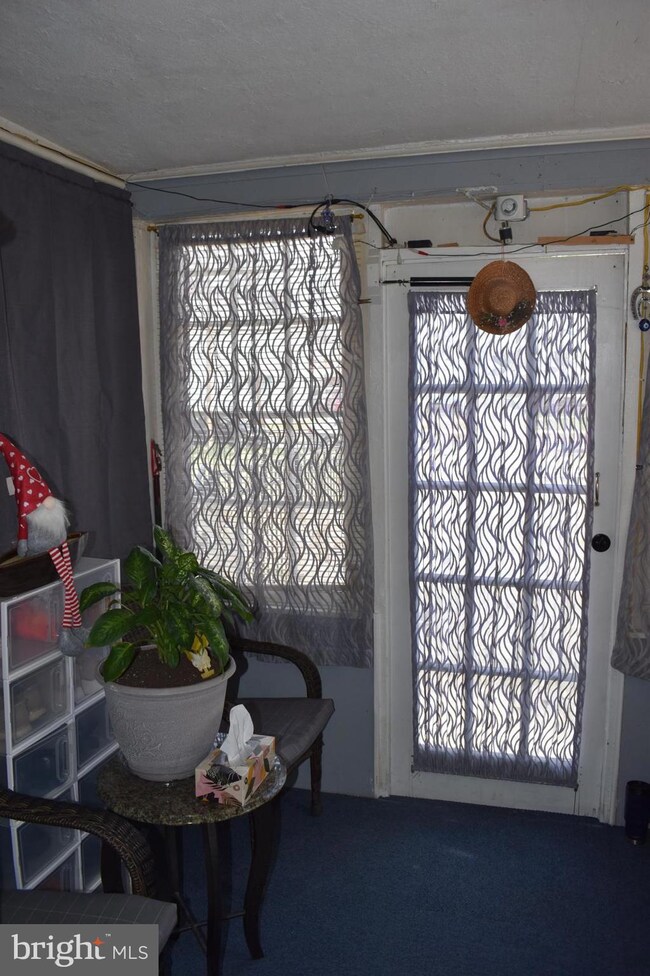 2871 Tuckahoe Rd, Camden, NJ 08104 - photo 3