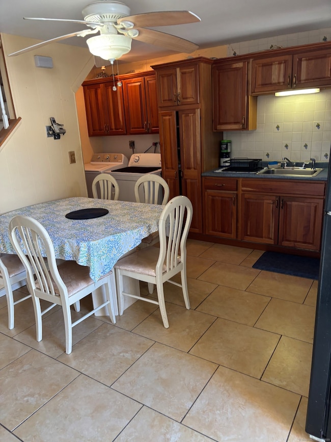 60 Gilmore St, Bridgeport, CT 06608 - photo 5