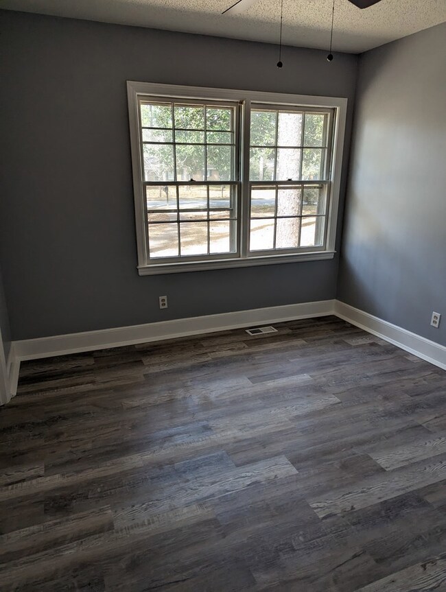 514 Edgewood Ln, Albany, GA 31707 - photo 2