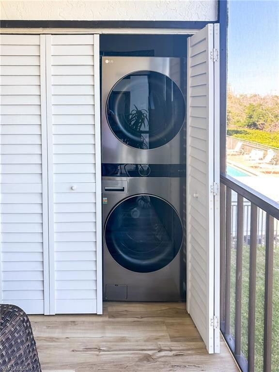 Admirals Bay Condominiums unit 152, Fort Myers Beach, FL 33931 - photo 2