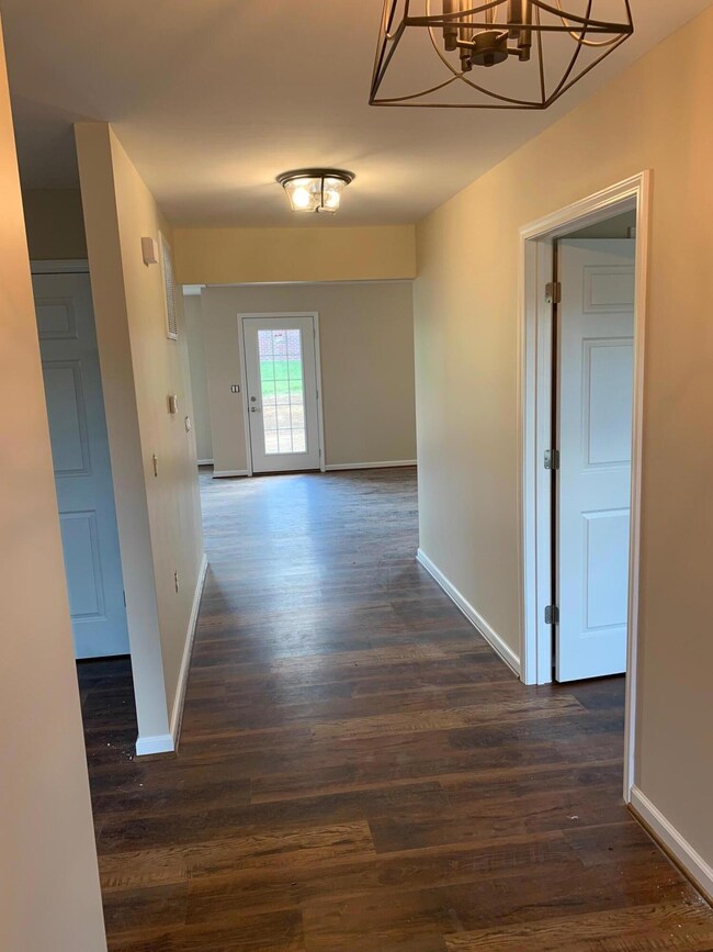 180 Patrum Sisters Way, Danville, KY 40422 - photo 5