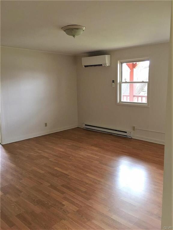 3060 S Cedar Crest Blvd, Emmaus, PA 18049 - photo 5