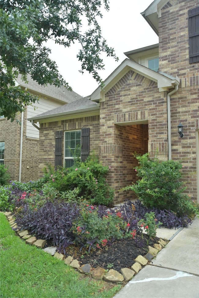 Charming front entrance landscaping