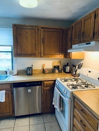 1440 Columbia Rd unit 3, Boston, MA 02127 - photo 6