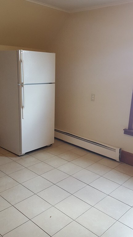 82 Grand St unit 3, Lowell, MA 01851 - photo 5