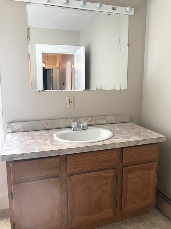 1026 Stafford St, Rochdale, MA 01542 - photo 7