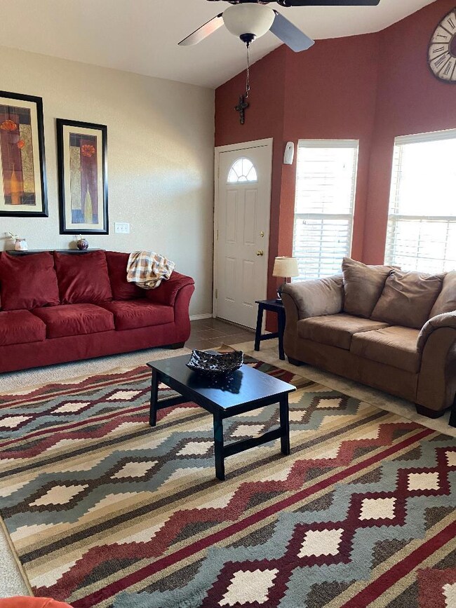 609 Manzanilla Place, El Paso, TX 79928 - photo 3