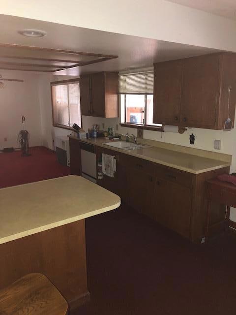 kitchen, bar