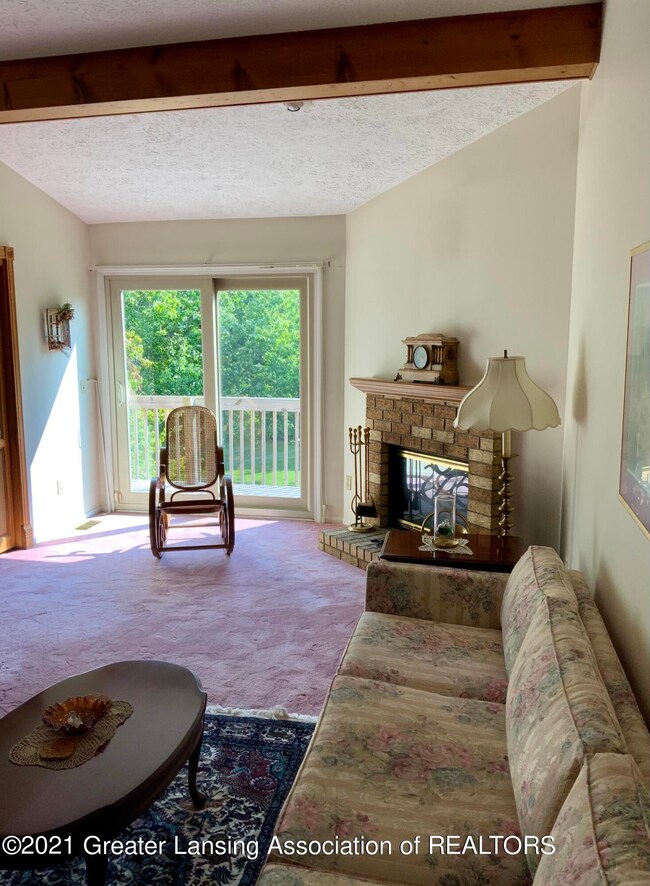 7106 Creekside Dr unit 47, Lansing, MI 48917 - photo 6