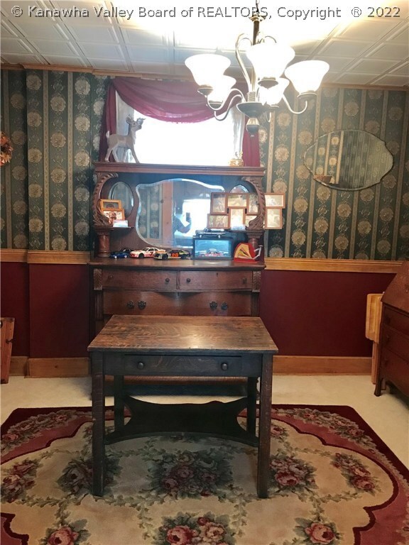 1006 W Virginia Ave, Dunbar, WV 25064 - photo 4