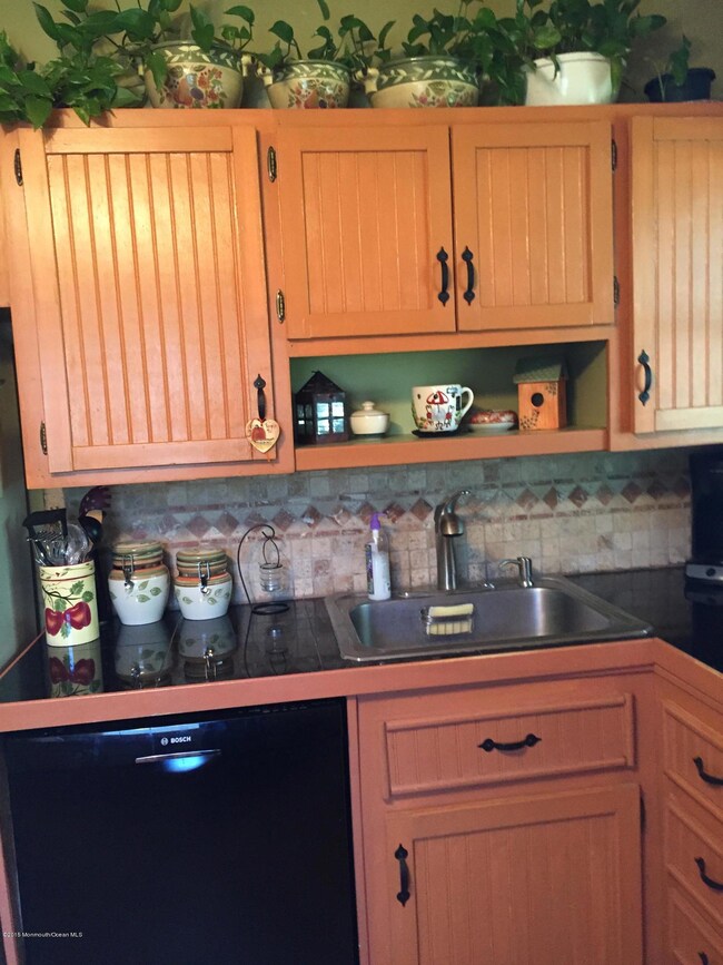 40 Stanford Dr, Hazlet, NJ 07730 - photo 6