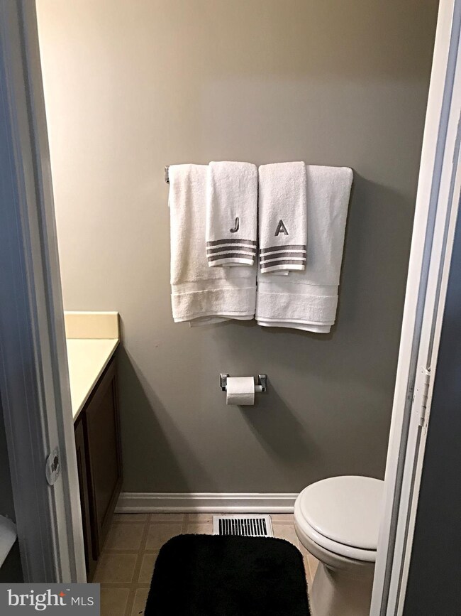 5517 E Boniwood Turn, Clinton, MD 20735 - photo 4