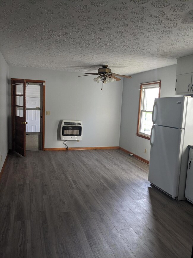 PXL_20210610_233024643.MP