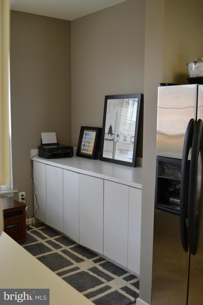 45061 Brae Terrace unit 102, Ashburn, VA 20147 - photo 5
