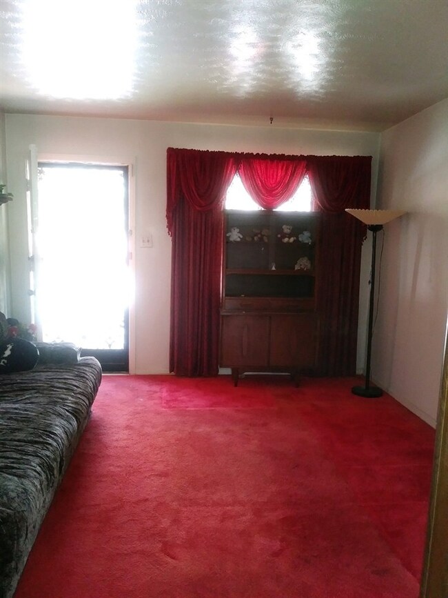 WITH HARDWOOD FLOORS UNDER CARPET