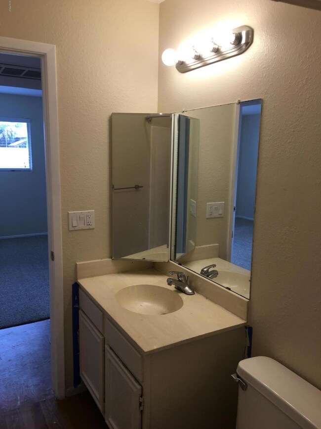 Bathroom - Sink