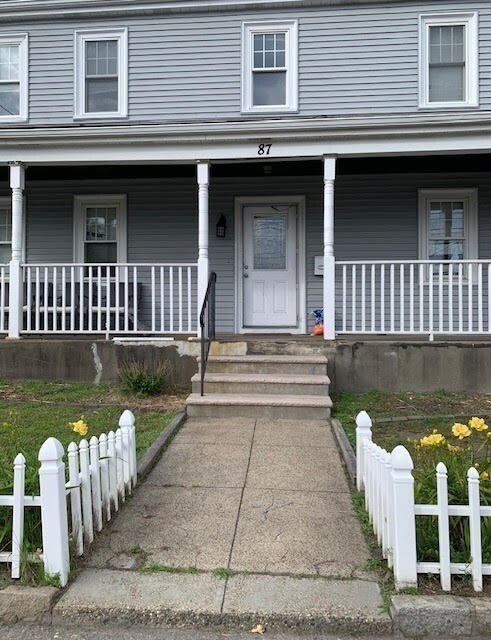 87 Crafts St unit 2, Newton, MA 02458 - photo 2