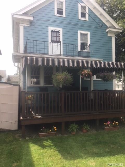 Deck with awning