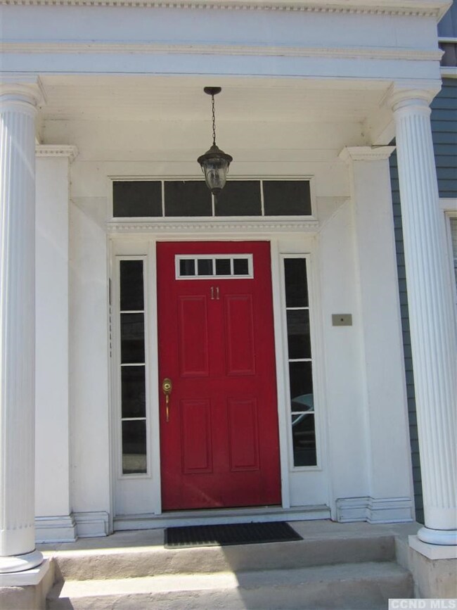 11 S 2nd St unit 3, Hudson, NY 12534 - photo 2