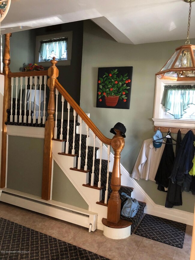 CUSTOMIZED STAIRS