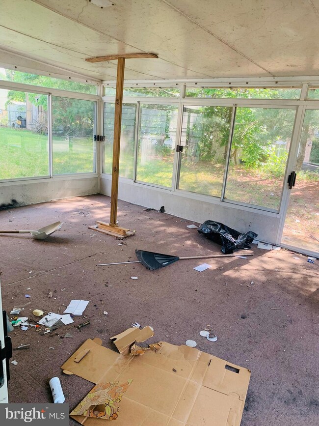 4701 Elmtree Ct, Temple Hills, MD 20748 - photo 7