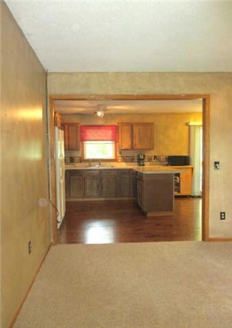 259 Lou Ellen Dr, Manchester, TN 37355 - photo 4