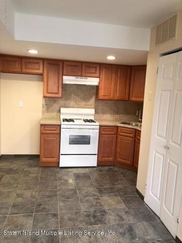 30 Hemlock Ln, Staten Island, NY 10309 - photo 3