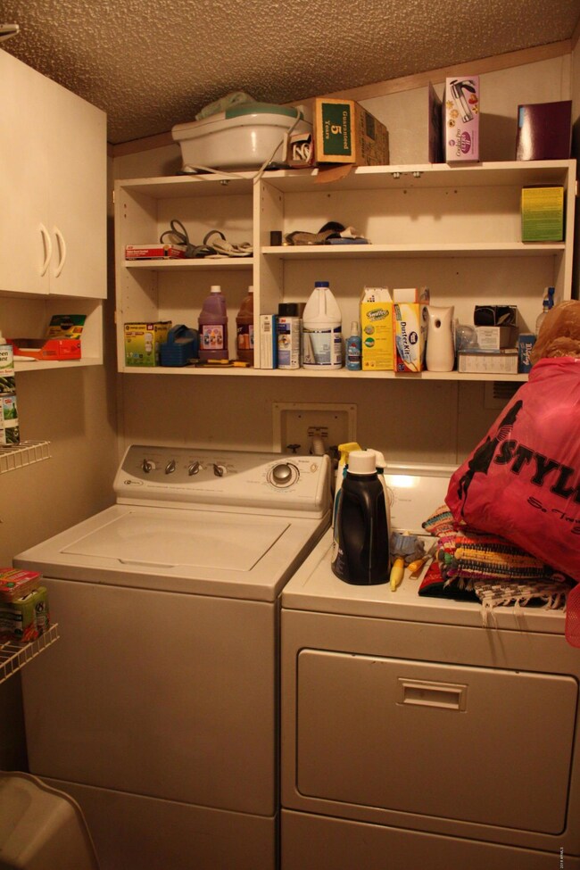 Pantry/Laundry Room