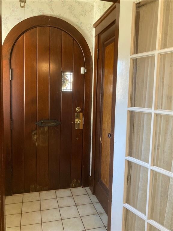 Front vestibule
