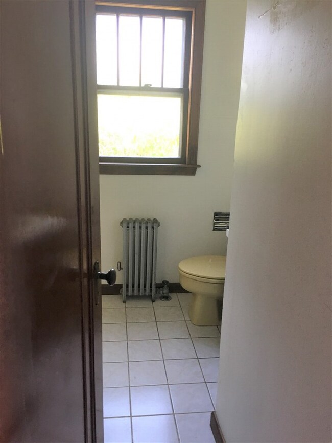 273-279 S Main St, Concord, NH 03301 - photo 2