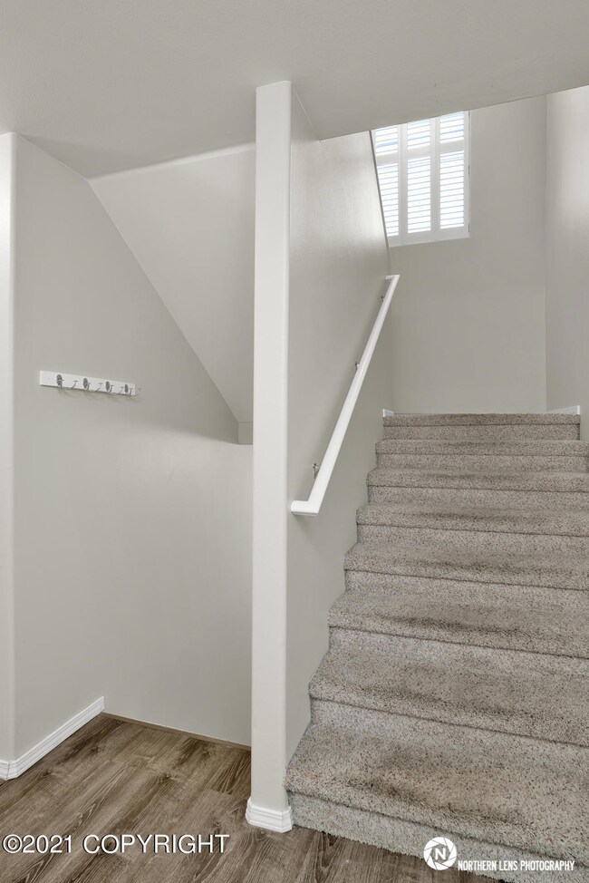 Entry_Stairway_2