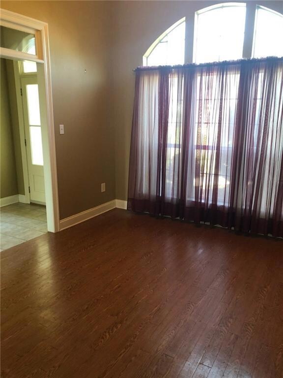 Formal Living/Dining & Foyer