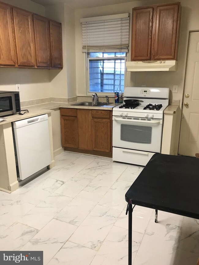 705 N Duncan St, Baltimore, MD 21205 - photo 6