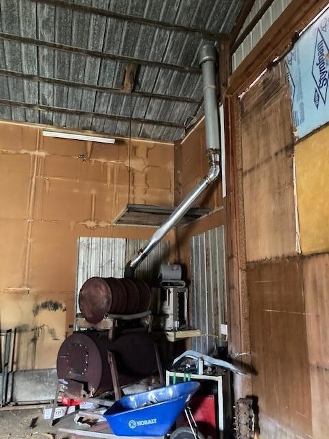 Barn stove