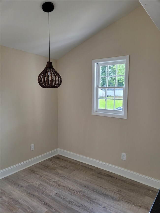 107 Mooreland Dr, Oxford, NC 27565 - photo 6