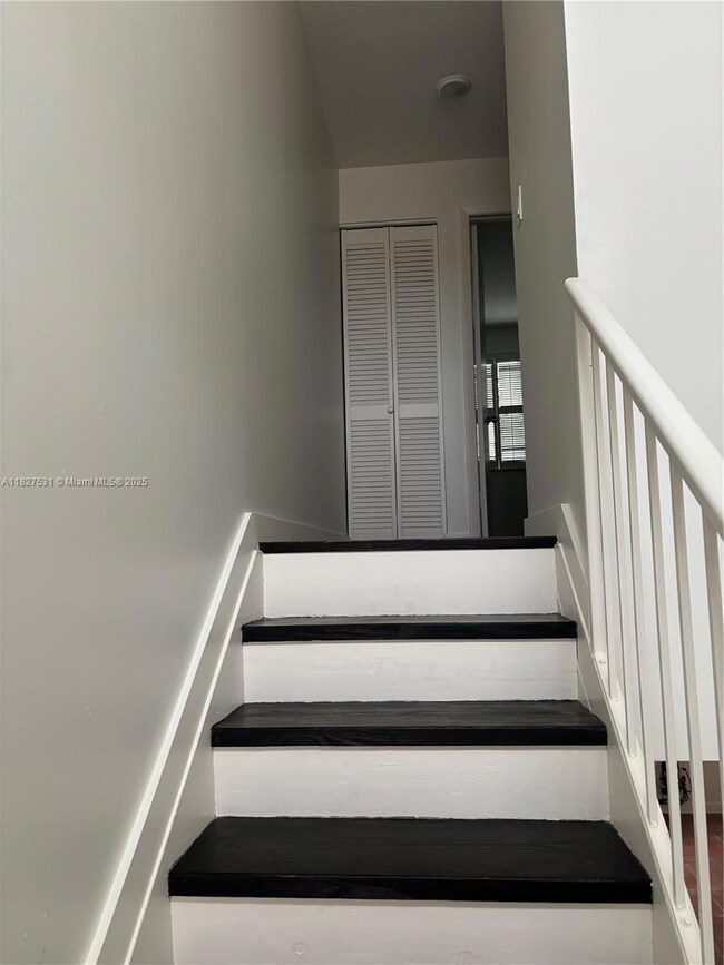 6800 SW 45th Ln unit 3, Miami, FL 33155 - photo 4