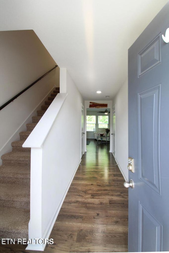 9428 Avian Forest Ln, Heiskell, TN 37754 - photo 3