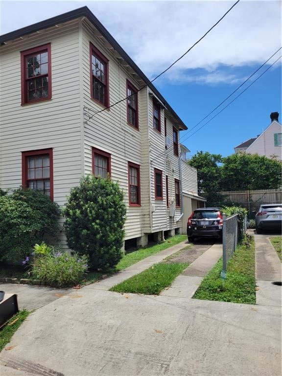 Driveway on side