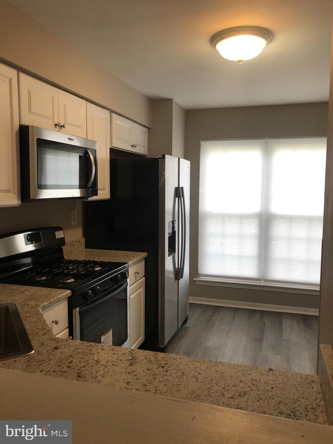 282 Leedom Way unit 85, Newtown, PA 18940 - photo 5