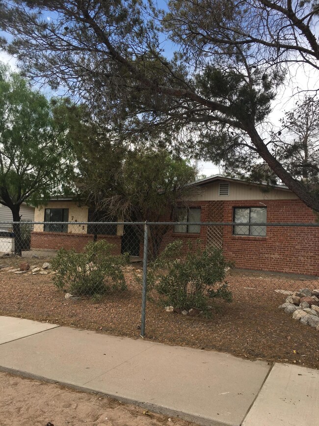 7923 Santa Maria Ct, El Paso, TX 79915 - photo 2