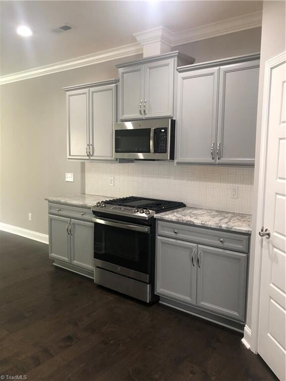 Kitchen pic. 3