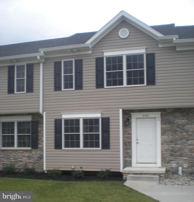 6300 Barnett Ave unit D, Sykesville, MD 21784 - photo 2