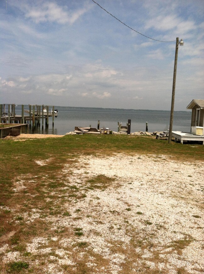 1096 Salter Path Rd, Atlantic Beach, NC 28512 - photo 3