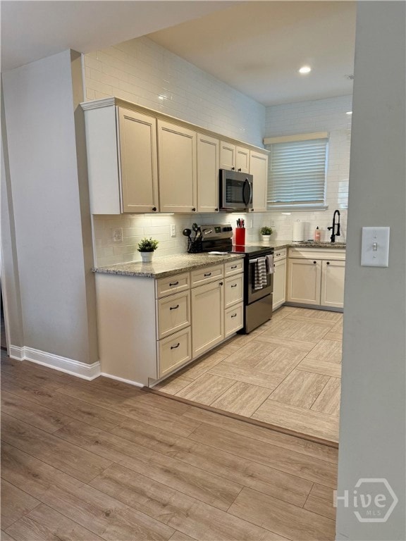 856 E 35th St, Savannah, GA 31401 - photo 7