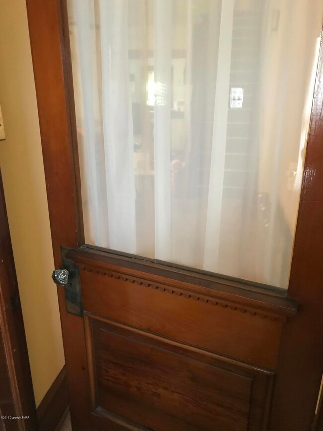 Entry way