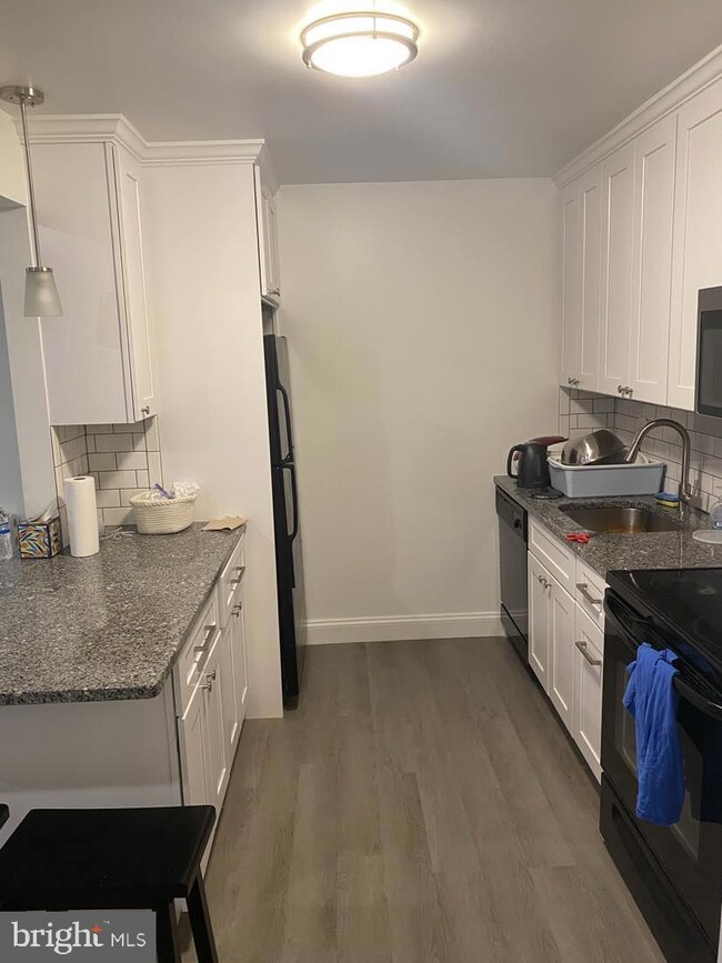 120 W 4th Ave unit 5, Ranson, WV 25438 - photo 6