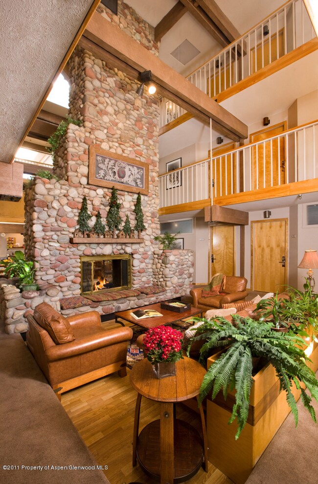 Lounge and fireplace