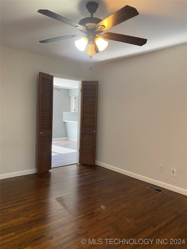 321 E Fry Terrace, Claremore, OK 74017 - photo 5